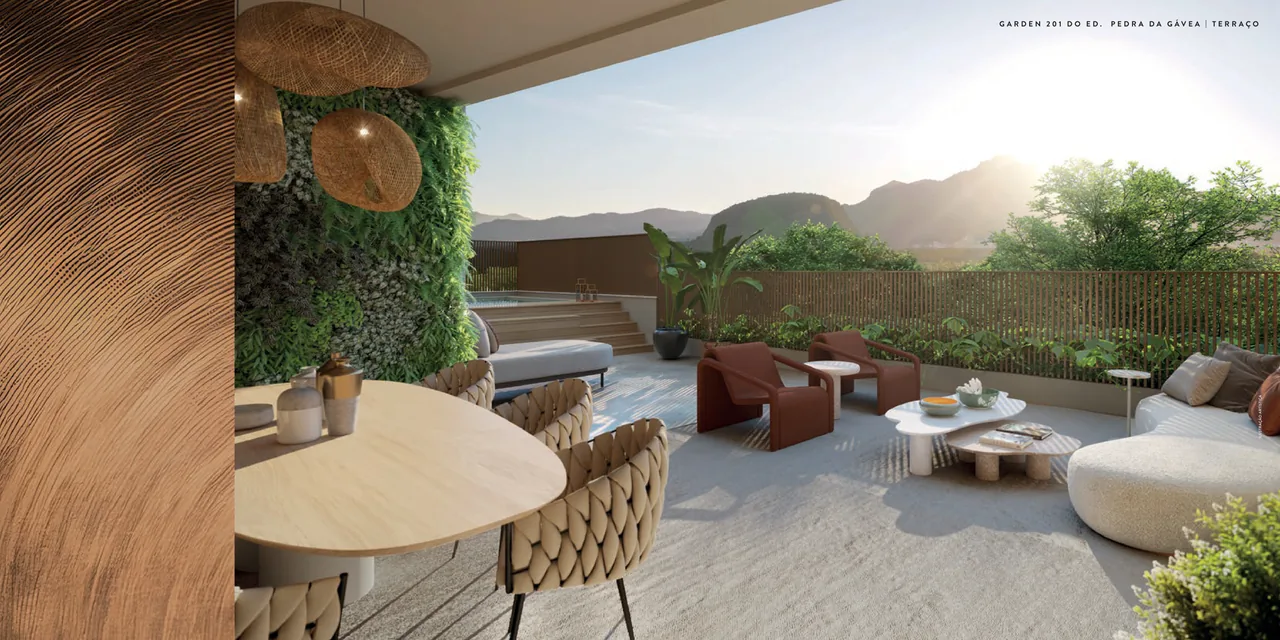 Terraço do Garden 201 do Edifício Pedra da Gávea, com jardim vertical e vista das montanhas